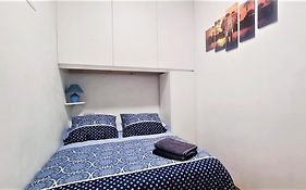 Habitacion En Centro De Ciudad Con Bano Compartido